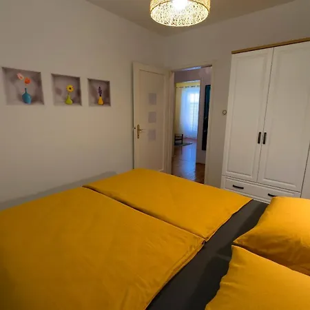 Daire Comfortable Neda 58m2 Next To Beach&old Town, Beautiful Location *