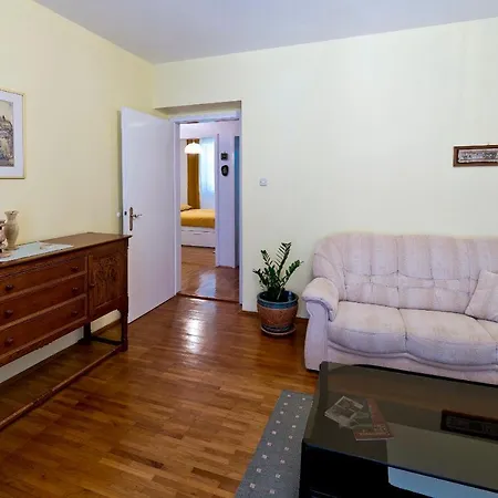 Comfortable Neda 58m2 Next To Beach&old Town, Beautiful Location Ragusa